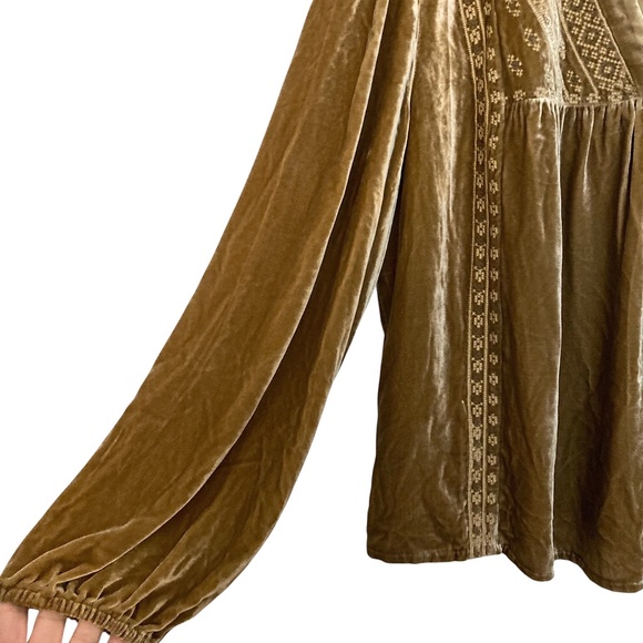 GARNET HILL Silk Blend Embroidered Velvet Bohemian Top - Picture 5 of 8